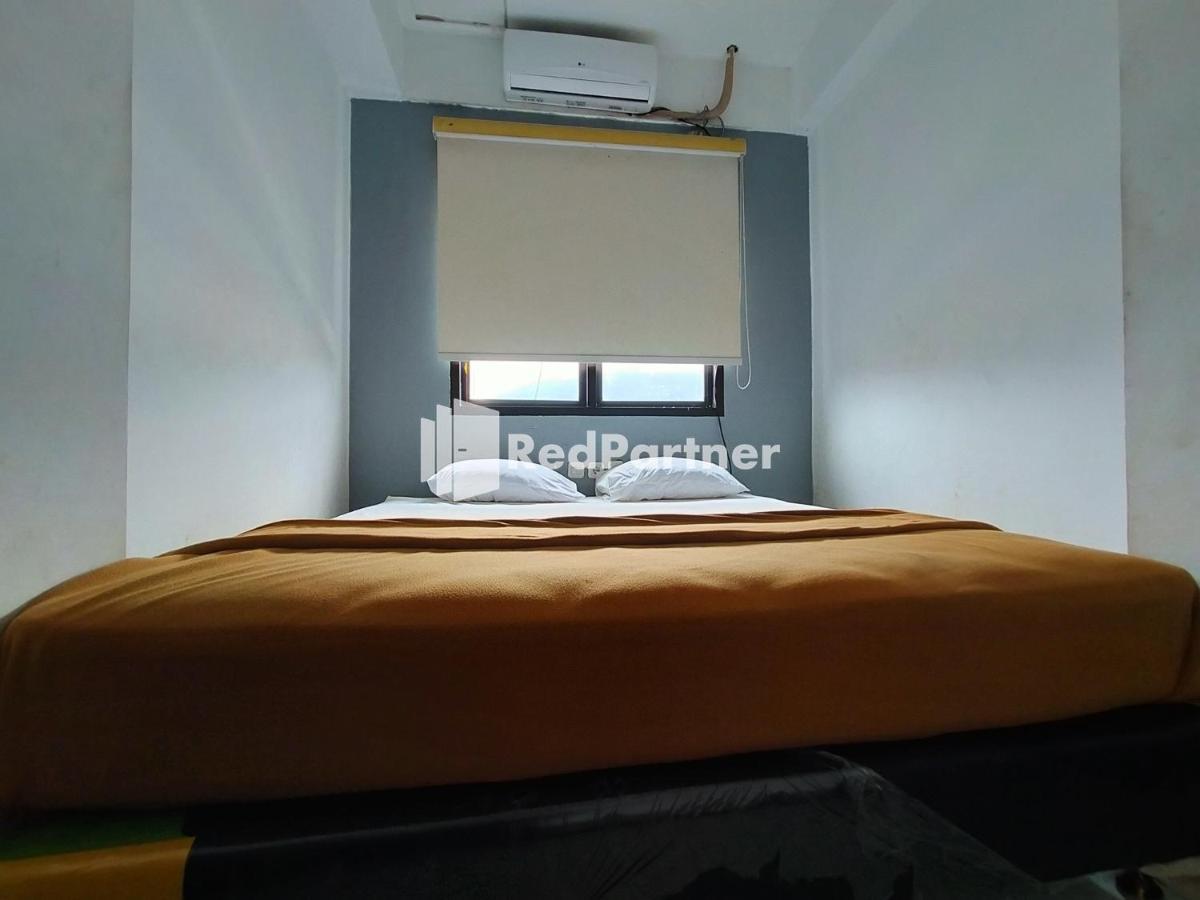 Hotel Ayu Lestari Ternate Redpartner Экстерьер фото